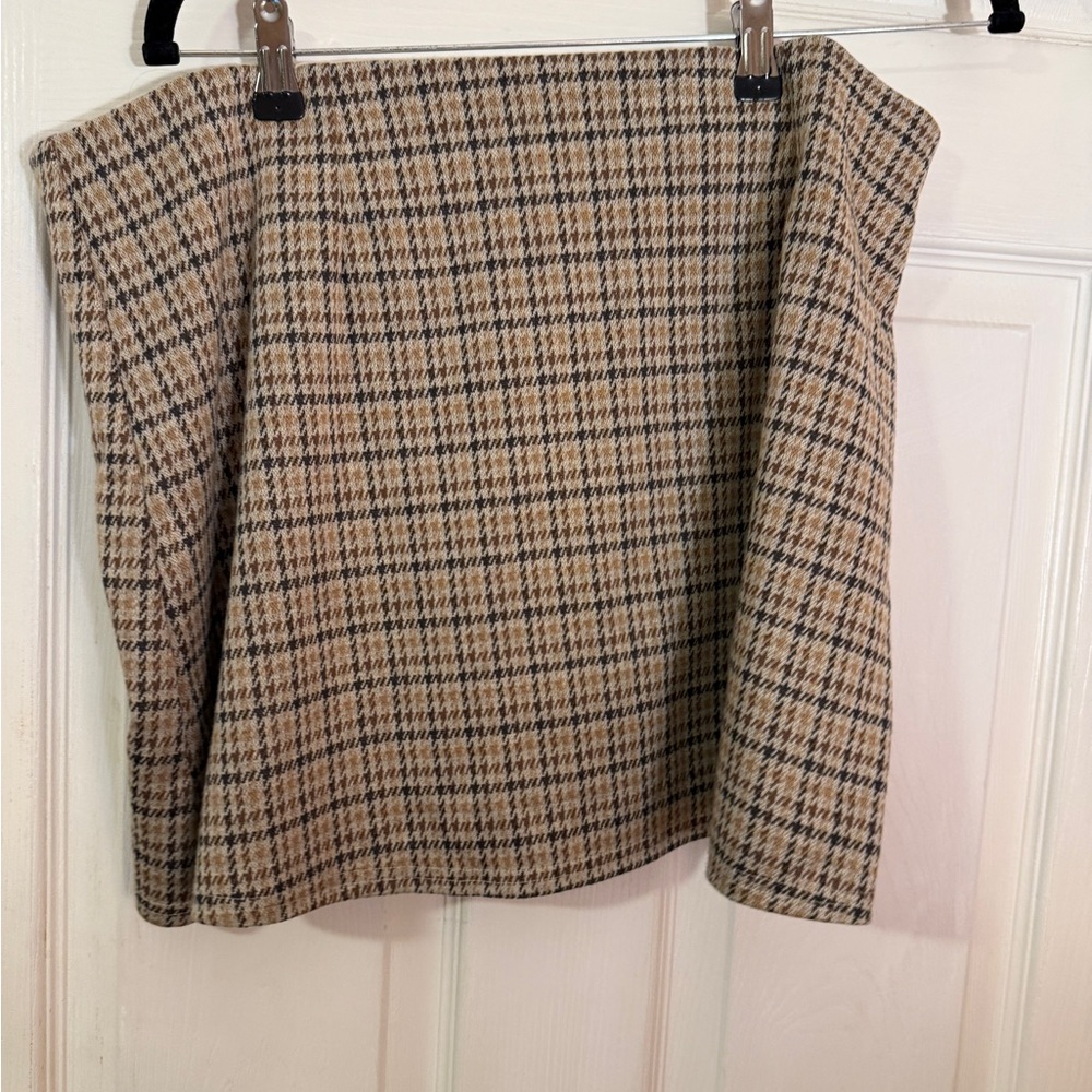 American Eagle Outfitters Houndstooth Skort